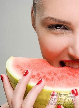 吃瓜吃到自己脸上,从旁观者到当事人