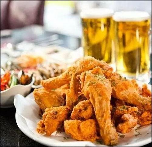 网红 吃瓜 吃炸鸡图片,揭秘美食背后的网络狂欢