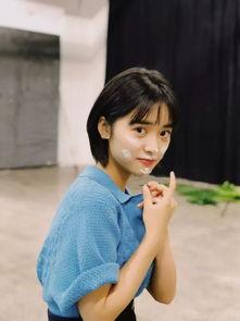 沈月omg吃瓜群众,揭秘娱乐圈吃瓜群众的疯狂追星日常