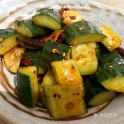 中央商场吃瓜,揭秘背后真相与网络热议