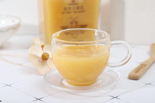 蜂蜜和白兰瓜能同时吃吗,蜂蜜与白兰瓜同食的适宜性探讨