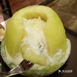 哈密瓜冰硬吃,哈密瓜冰硬的独特风味探索