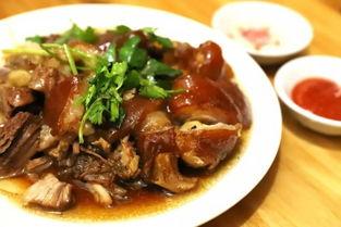 卖瓜的吃猪脚饭,品尝猪脚饭滋味人生